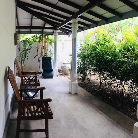 Villa Ceylon Home Унаватуна Экстерьер фото