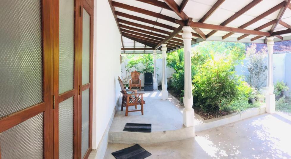 Villa Ceylon Home Унаватуна Экстерьер фото